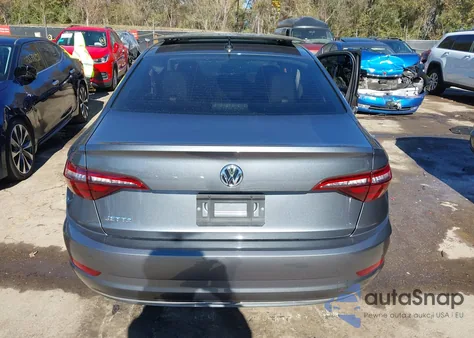 2021 Volkswagen Jetta 1.4T Sel from USA, damaged, VIN 3VWE57BU3MM037754